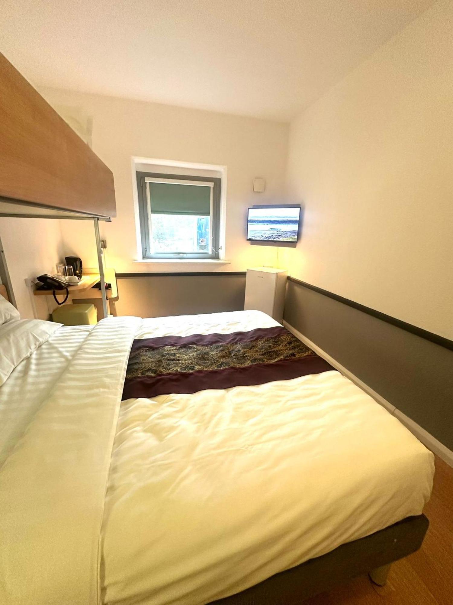 Cambridge Hotel Bradford Central Экстерьер фото